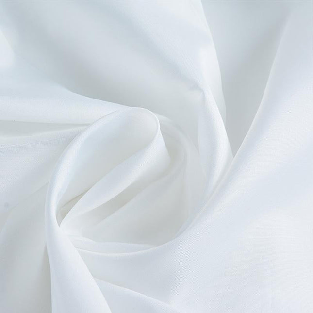 Bílý látkový sprchový závěs do koupelny